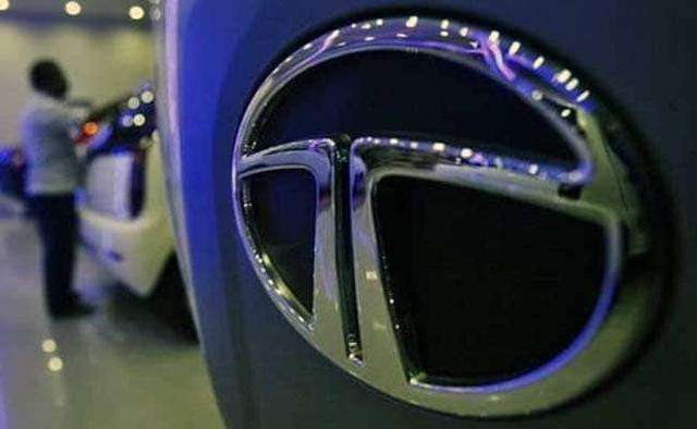 देश की प्रमुख यात्री वाहन निर्माता कंपनी टाटा मोटर्स ने अपनी नयी यात्री वाहन रणनीति तैयार की है जो भविष्योन्मुखी है और इसके लिए वह ‘टैमो’ उप ब्रांड के तहत मार्च 2017 तक आने वाले दौर के हिसाब से कारें पेश करेगी.