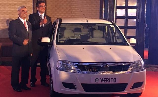 महिंद्रा ने गुरुवार को अपनी दूसरी इलेक्ट्रिक कार को भारत में लॉन्च किया। महिंद्रा ई-वेरिटो की दिल्ली में एक्स-शोरूम कीमत 9.50 लाख रुपये से शुरू हो रही है