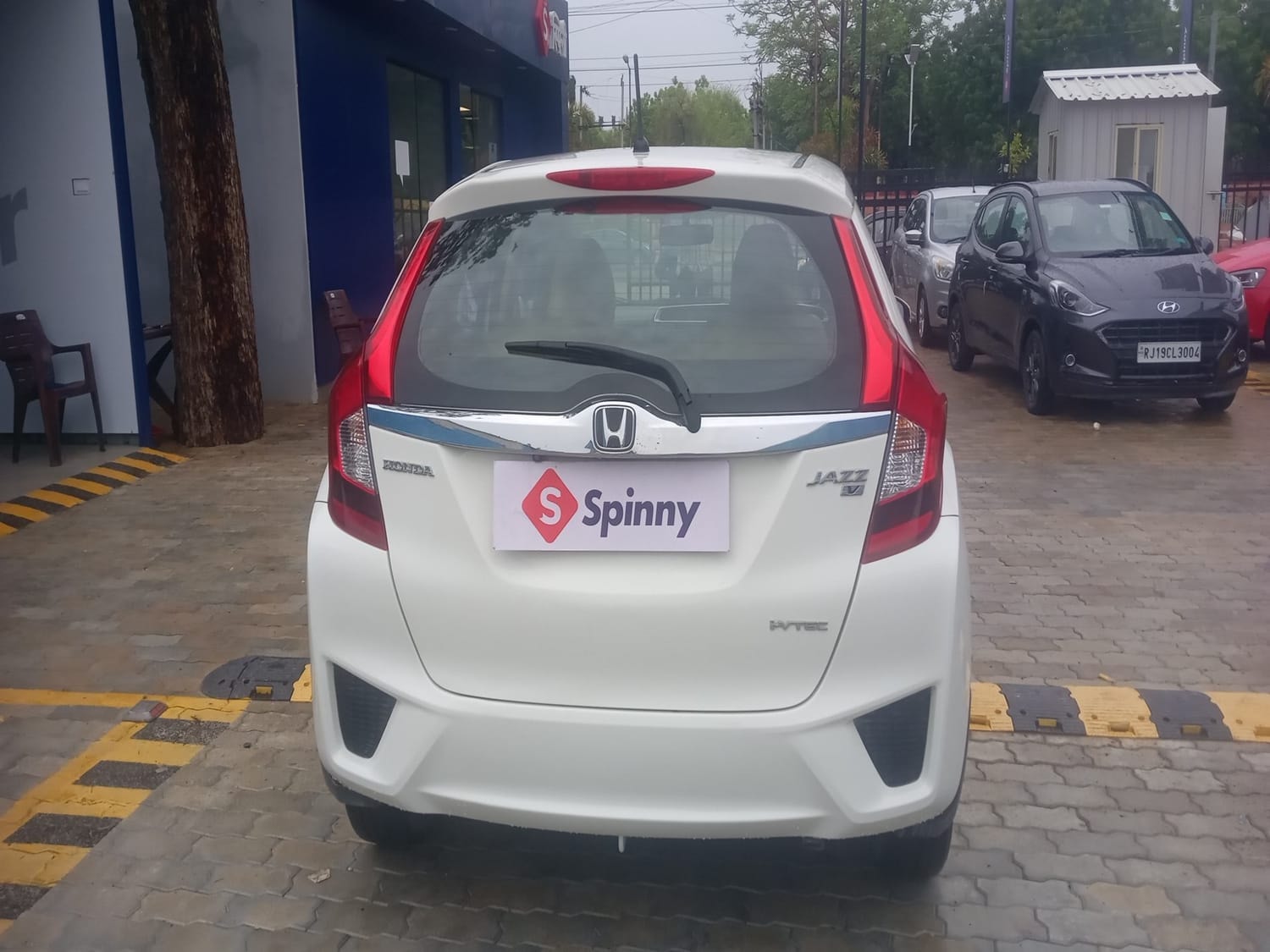 View 2015 Honda Jazz V MT Petrol BS IV Image 4 Used 2015 Honda Jazz V MT Petrol BS IV Image 4