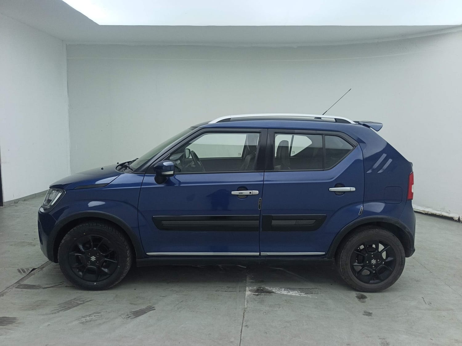 View 2022 Maruti Suzuki Ignis Alpha Petrol BS IV Image 2 Used 2022 Maruti Suzuki Ignis Alpha Petrol BS IV Image 2