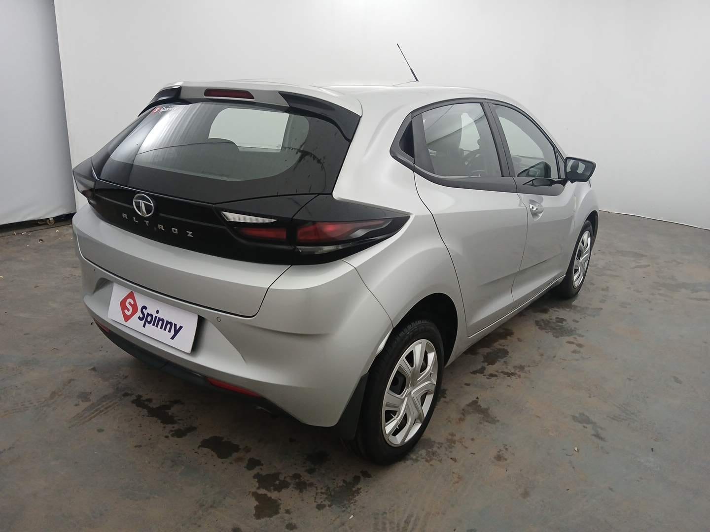 View 2021 Tata Altroz XT Petrol Image 5 Used 2021 Tata Altroz XT Petrol Image 5