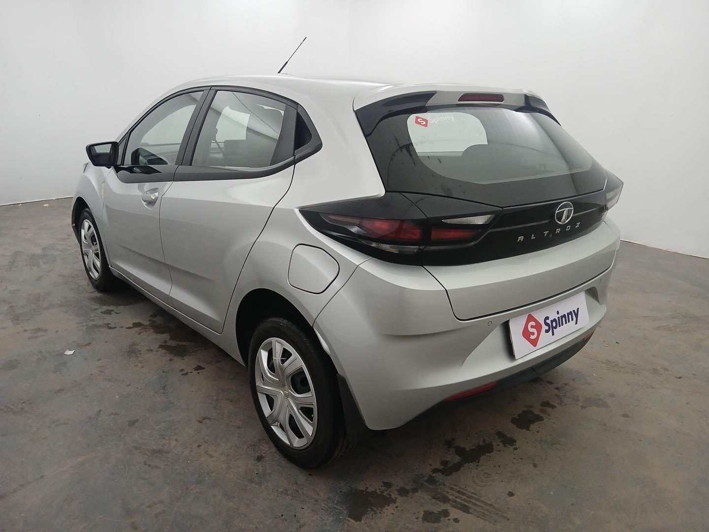 View 2021 Tata Altroz XT Petrol Image 3 Used 2021 Tata Altroz XT Petrol Image 3