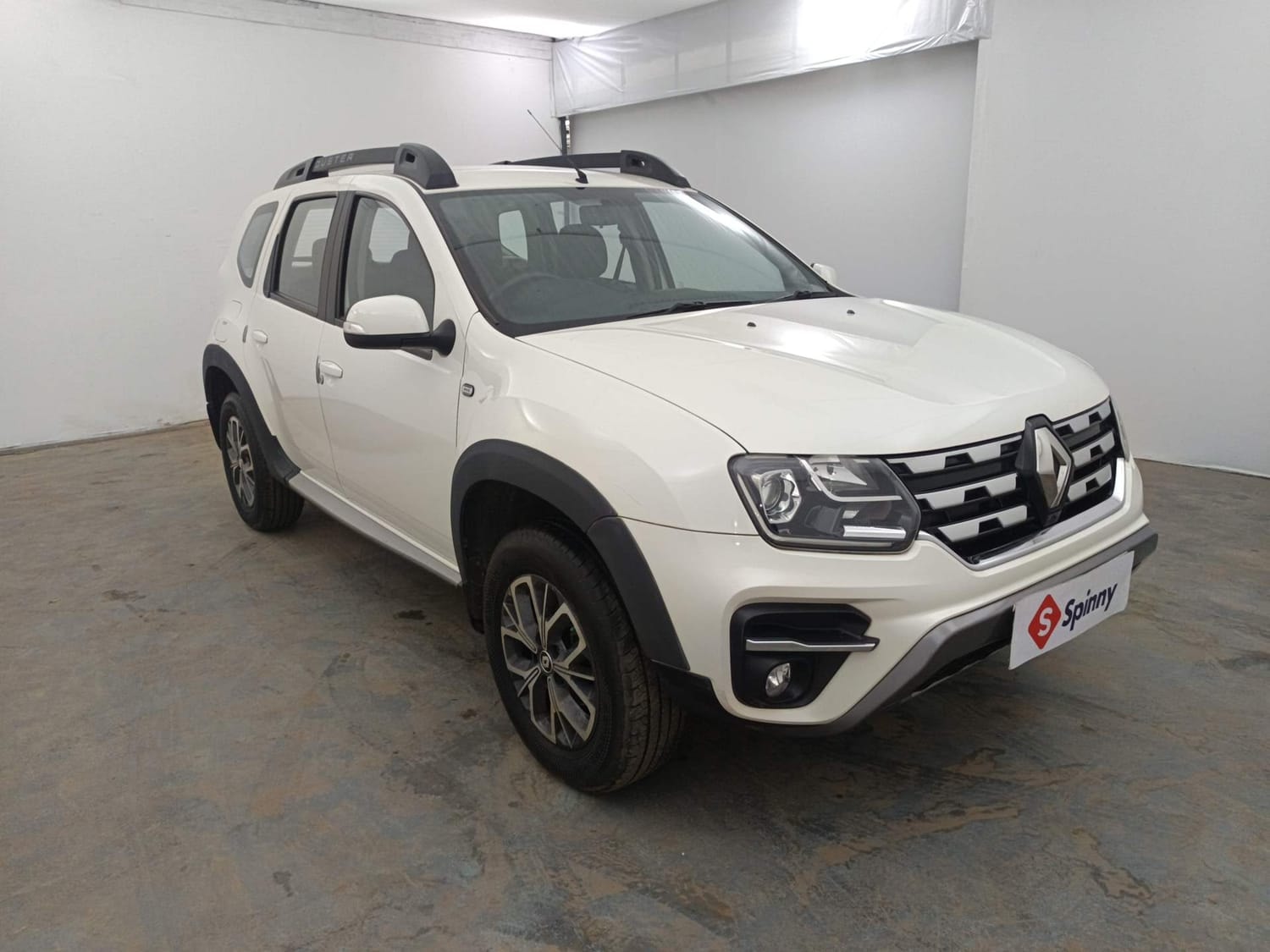View 2021 Renault Duster Petrol RXZ Image 7 Used 2021 Renault Duster Petrol RXZ Image 7