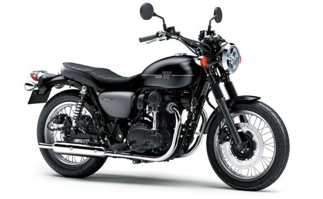 इंडिया कावासाकी मोटर ने W800 स्ट्रीट रेट्रो-स्टाइल मोटरसाइकल पेश की है जिसकी एक्सशोरूम कीमत 7.99 लाख रुपए है. जानें कितना दमदार है बाइक का इंजन?