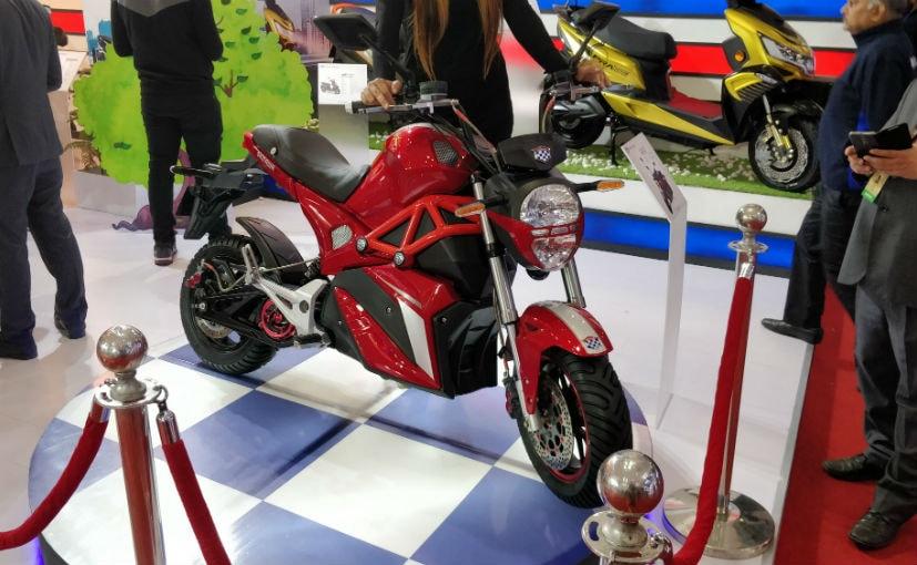 जीतेंद्र शर्मा ने बताया कि ओकि100 इलेक्ट्रिक मोटरसाइकिल एक तेज़ रफ्तार मोटरसाइकिल होगी और इस साल के अंत तक इसे भारत में लॉन्च कर दिया जाएगा.