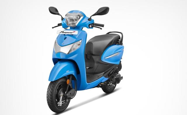 The Hero Pleasure+ 110 received BS6 compliance earlier this year and updated model has received its first price hike to the tune of Rs. 800. The BS6 Hero Pleasure+ 110 now starts at Rs. 55,600 for the sheet metal version, while the range-topping model with alloy wheels is priced at Rs. 57,600 (all prices, ex-showroom Delhi). Mechanically, the scooter remains unchanged and continues with the same price hike. The increase in prices was expected after nearly three months since the implementation of the BS6 emission norms and has been followed by other two-wheeler makers as well.