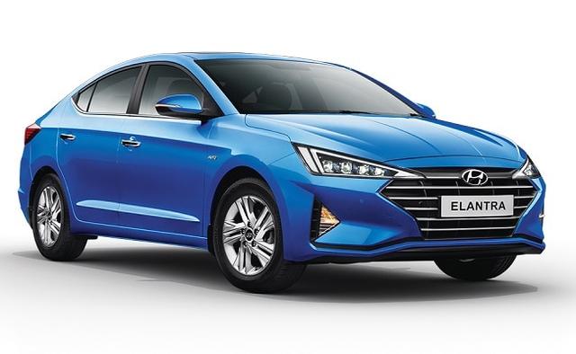 The Hyundai Elantra is a fully connected premium sedan that is priced in the country from Rs. 17.85 lakh (ex-showroom, Delhi). Here are the top 5 highlights of the premium sedan.