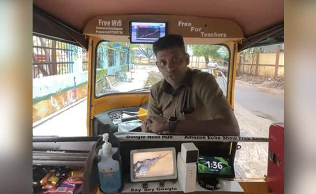 अन्ना दुरई एक ऑटो चलाते हैं, और ग्राहकों का मनोरंजन करने के लिए उनका वाहन मुफ्त वाईफाई, समाचार पत्रों, पत्रिकाओं, जलपान और इलेक्ट्रॉनिक उपकरणों से लैस है.