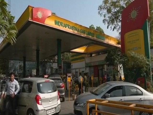 इंद्रप्रस्थ गैस लिमिटेड (आईजीएल) ने देश के कई हिस्सों में सीएनजी की कीमतों में वृद्धि की है, दिल्ली में कीमतों में रुपये 2 की बढ़ोतरी हुई है.
