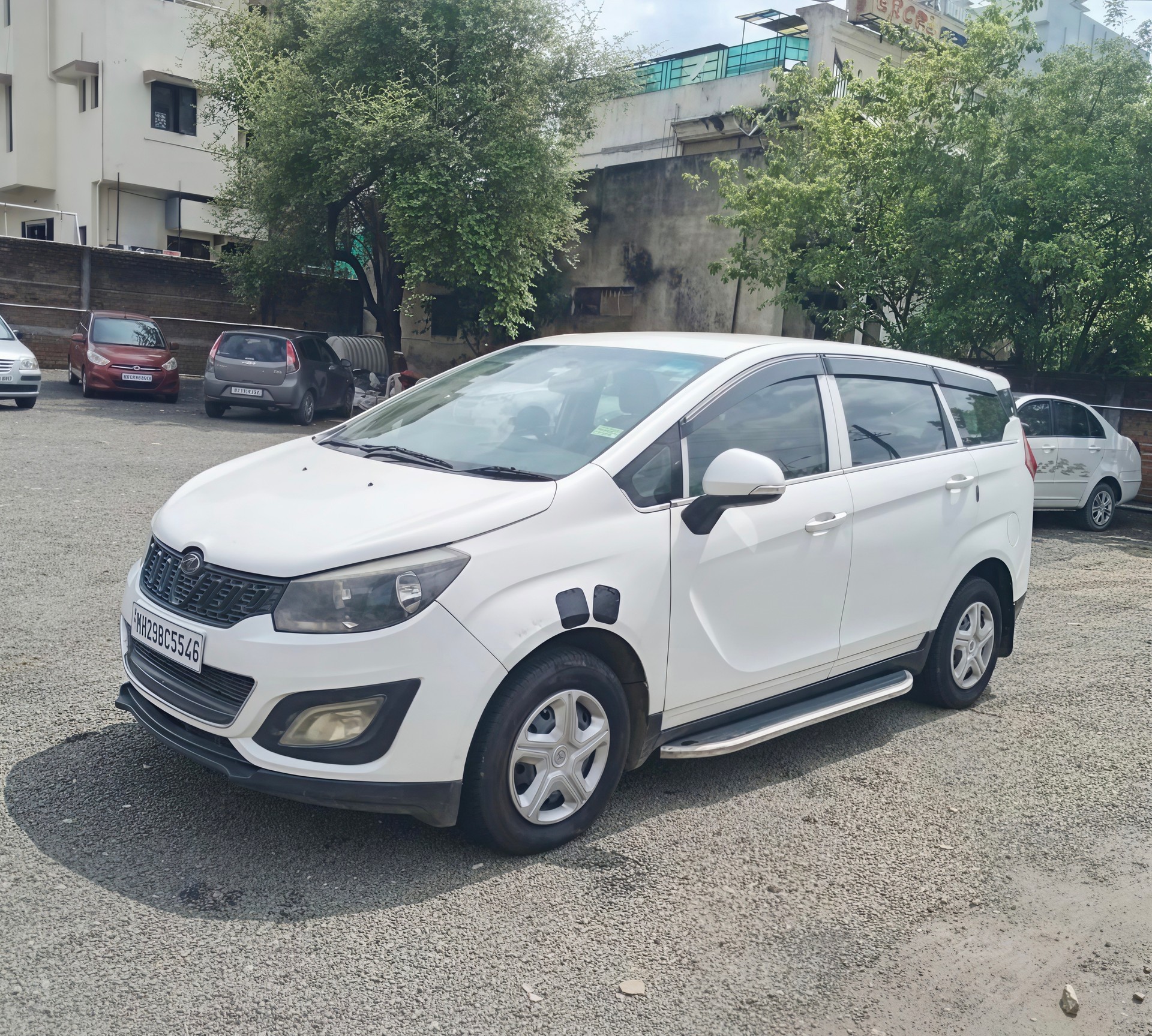 Used 2018 Mahindra Marazzo Used 2018 Mahindra Marazzo