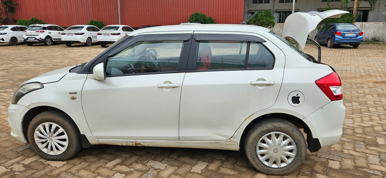 View 2017 Maruti Suzuki Dzire LDI Image 17 Used 2017 Maruti Suzuki Dzire LDI Image 17