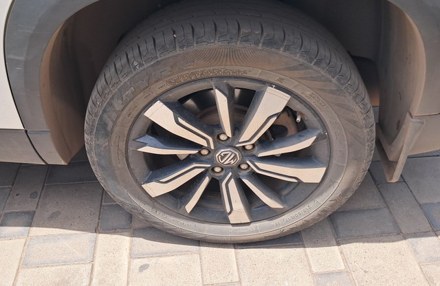 View MG Hector Image 15 Used MG Hector Image 15