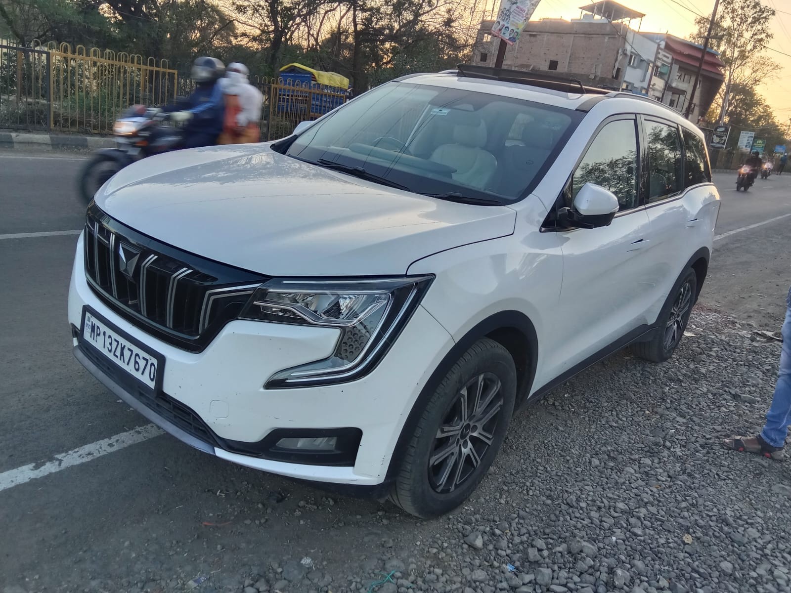 Used 2023 Mahindra XUV700 Used 2023 Mahindra XUV700