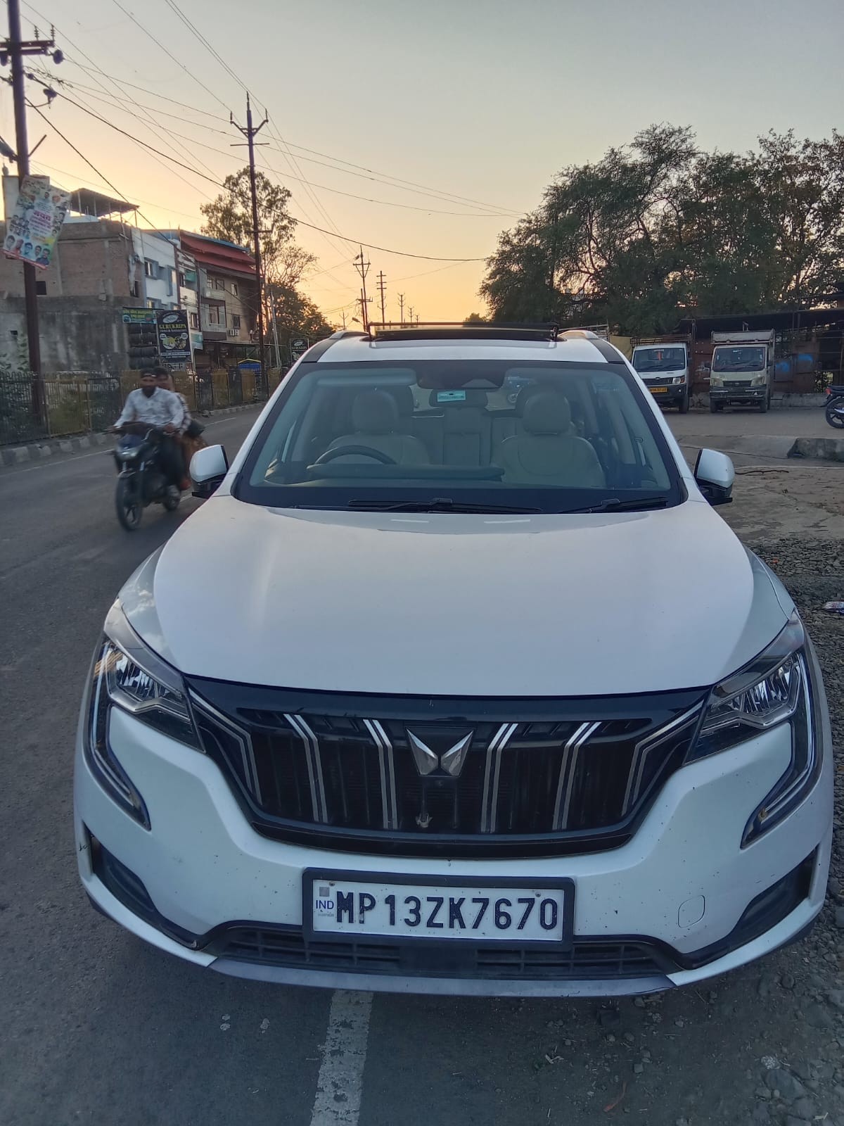 Used 2023 Mahindra XUV700 Used 2023 Mahindra XUV700