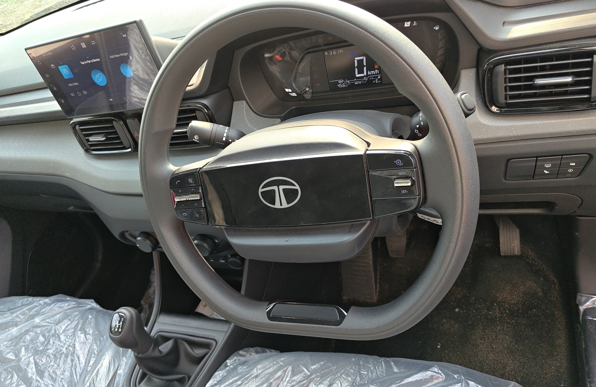 Used 2026 Tata Punch Used 2026 Tata Punch
