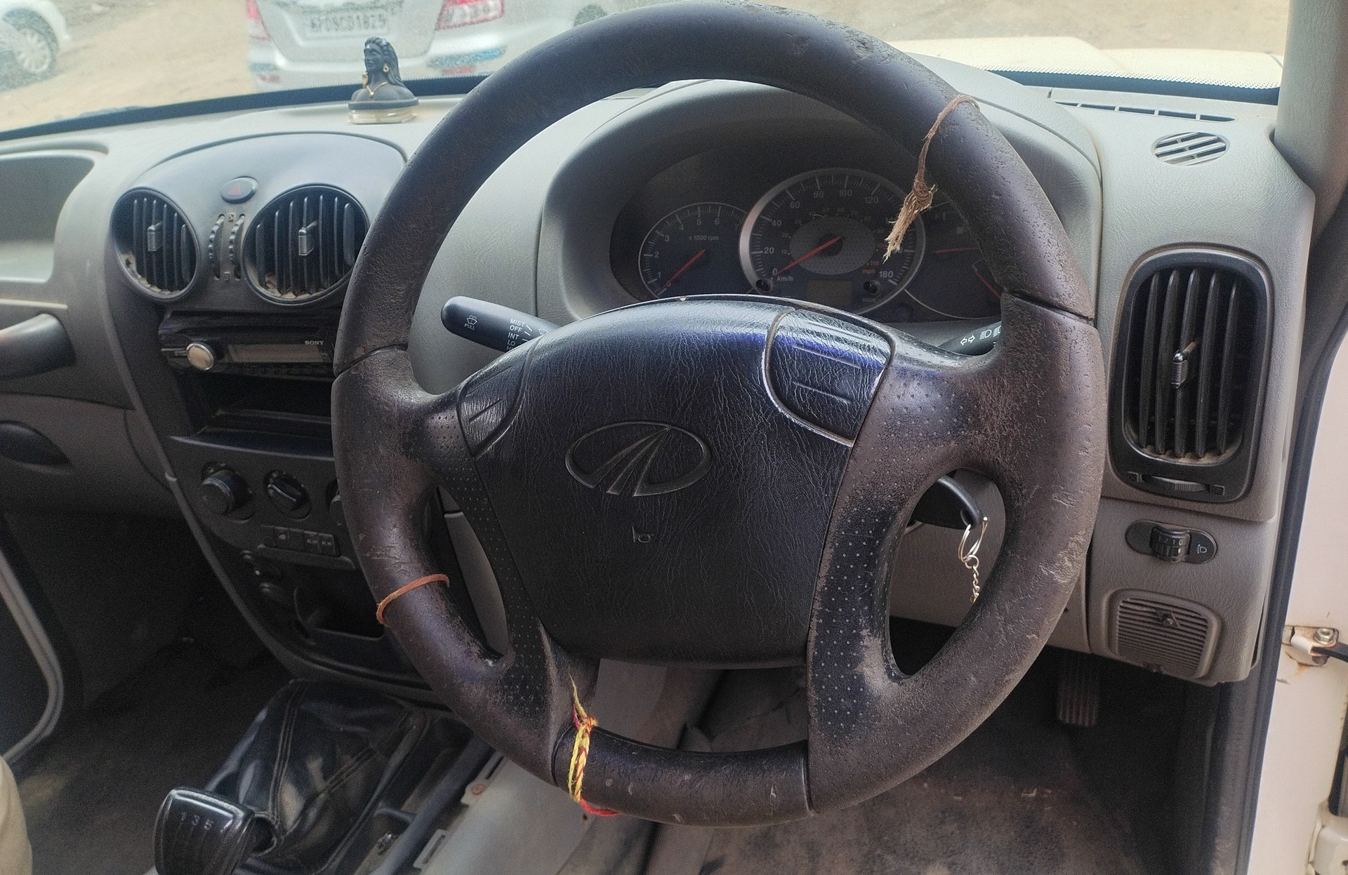 View 2012 Mahindra Scorpio VLS Image 11 Used 2012 Mahindra Scorpio VLS Image 11