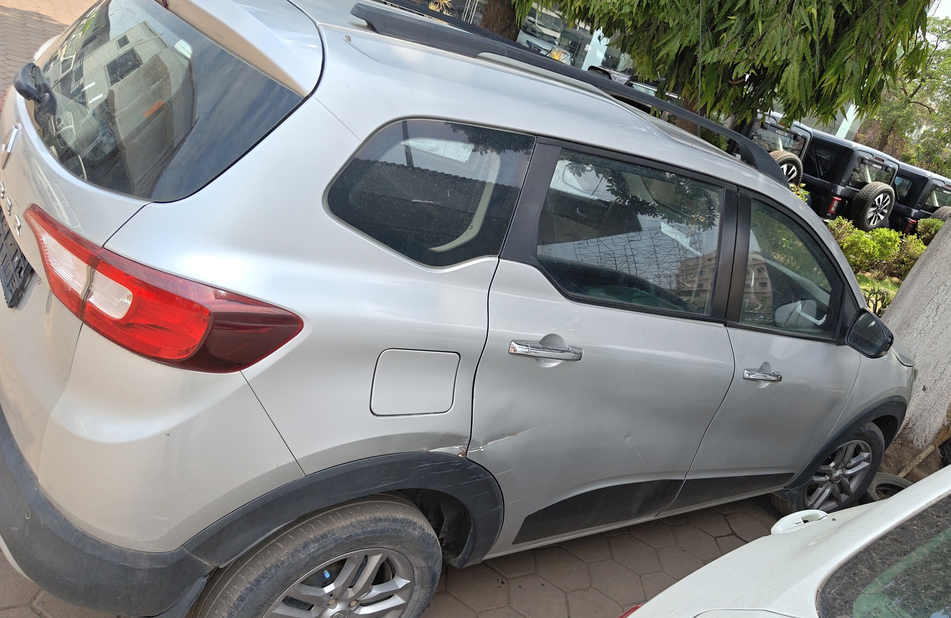 Used 2023 Renault Triber Used 2023 Renault Triber