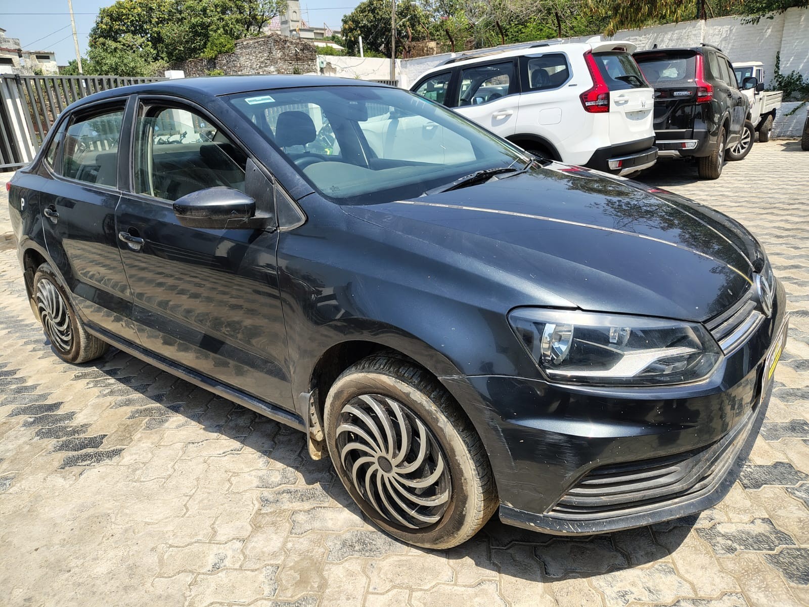 Used 2017 Volkswagen Ameo Used 2017 Volkswagen Ameo
