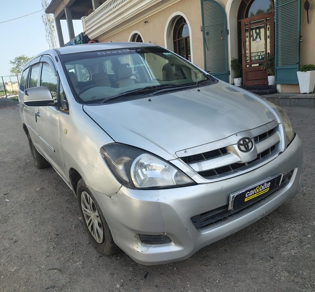 View Toyota Innova Image 11 Used Toyota Innova Image 11