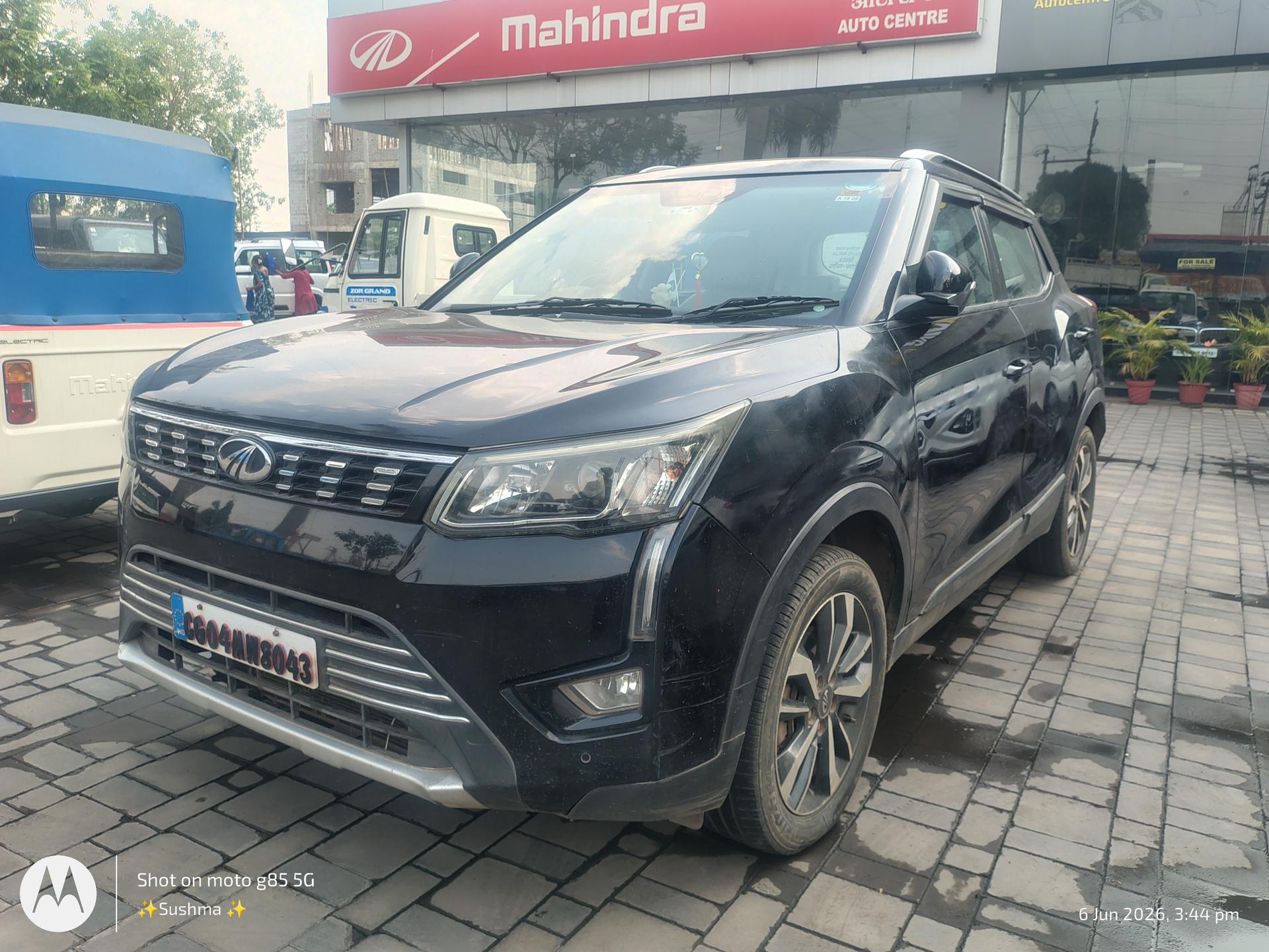 2019 महिंद्रा एक्सयूवी300 W8 (O) Diesel BS IV 2019 महिंद्रा एक्सयूवी300 W8 (O) Diesel BS IV