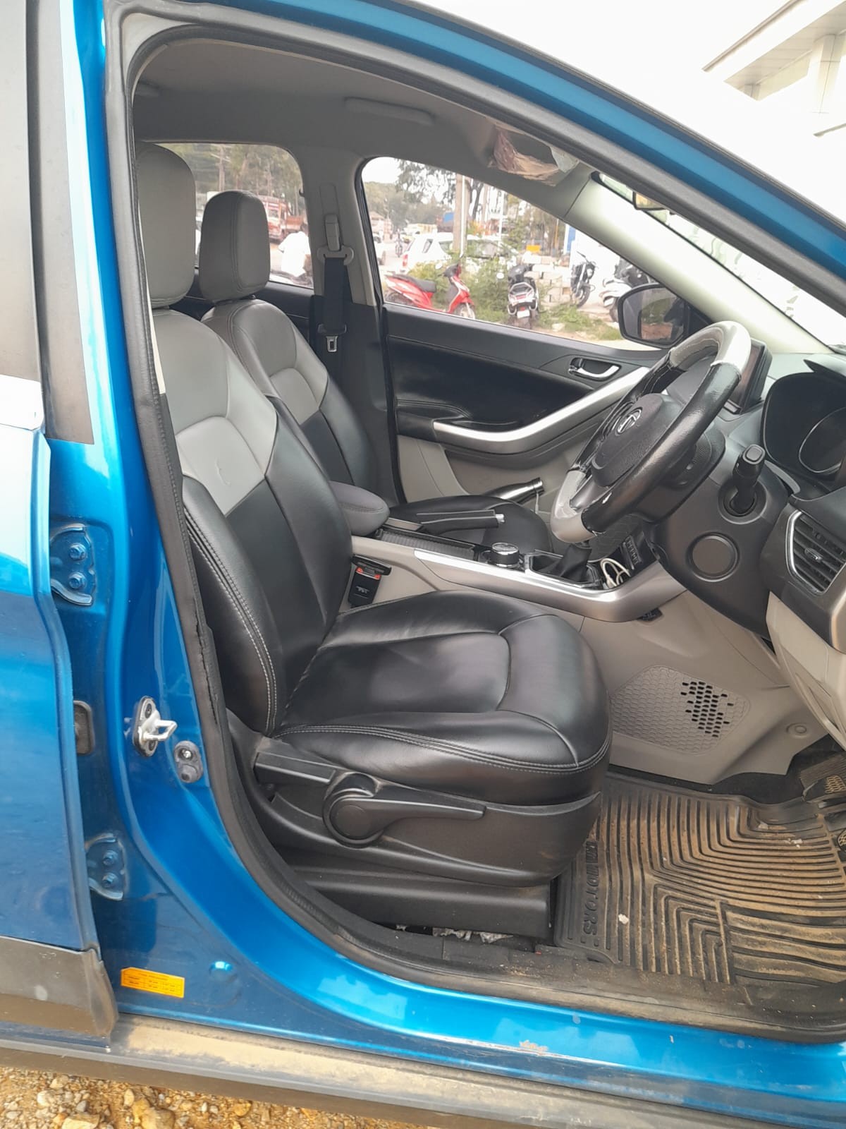 Used 2018 Tata Nexon Used 2018 Tata Nexon