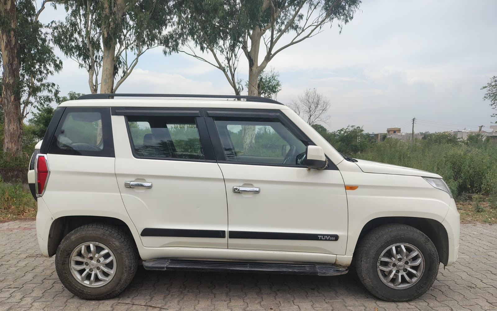 Used 2018 Mahindra TUV300 Used 2018 Mahindra TUV300