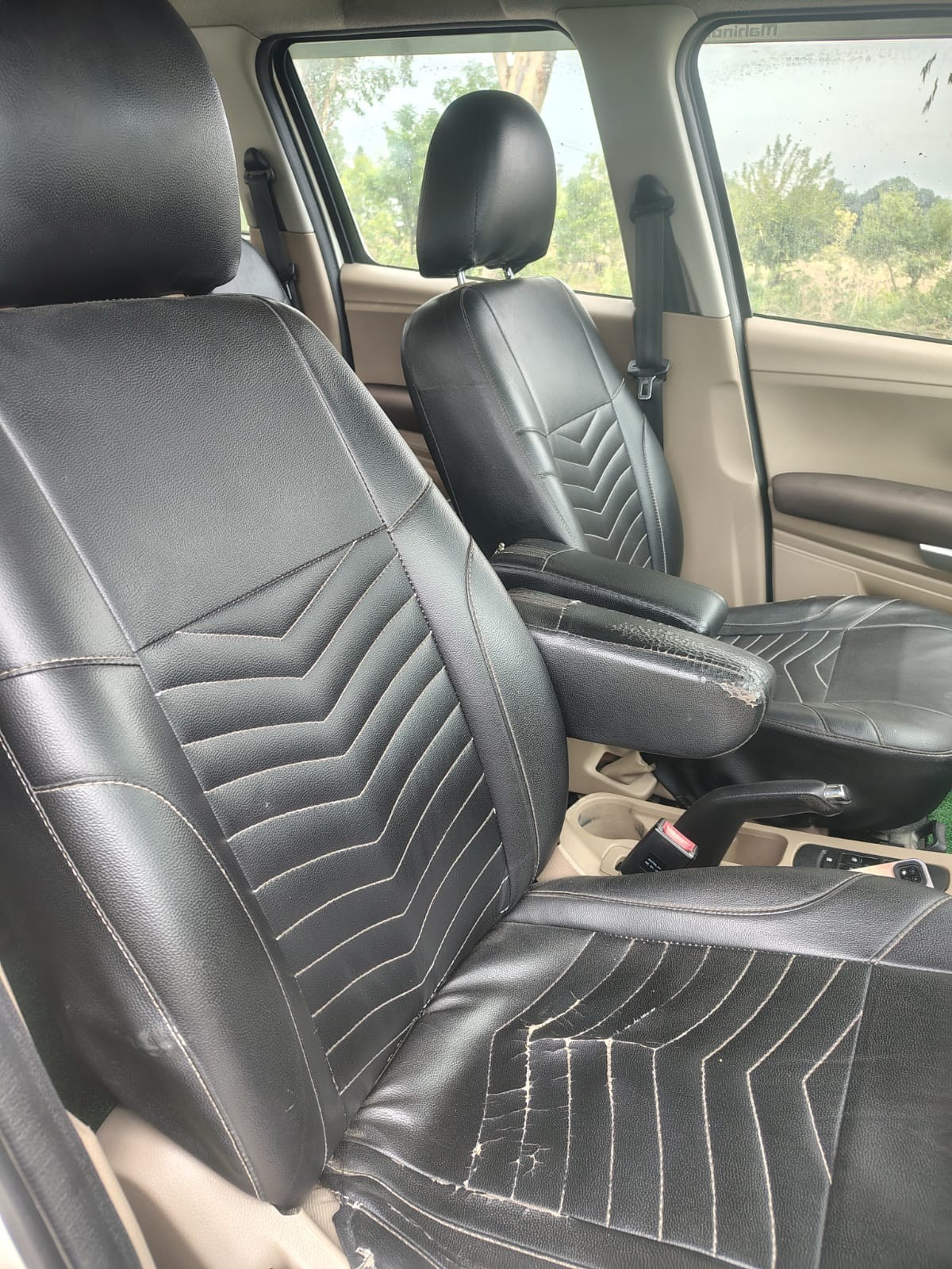 Used 2018 Mahindra TUV300 Used 2018 Mahindra TUV300