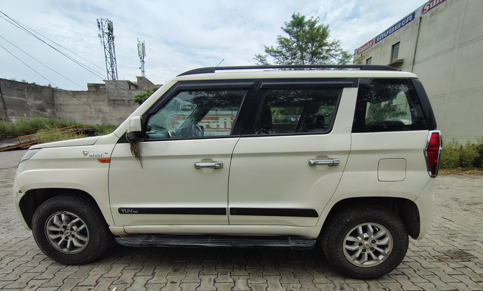 Used 2018 Mahindra TUV300 Used 2018 Mahindra TUV300