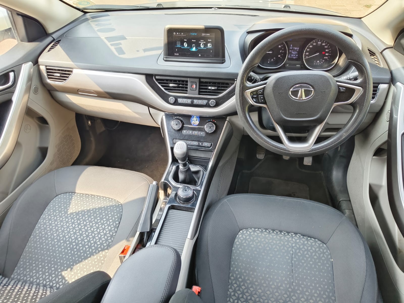 Used 2018 Tata Nexon Used 2018 Tata Nexon