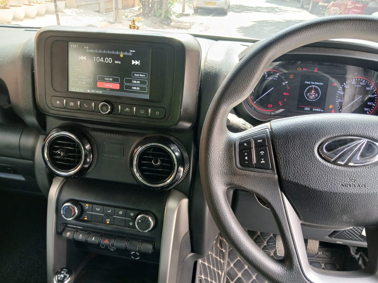Used 2022 Mahindra Thar Used 2022 Mahindra Thar