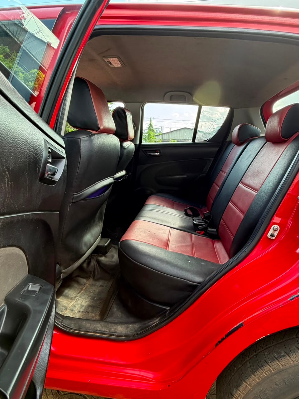 View 2015 Maruti Suzuki Swift VXI BS IV Image 15 Used 2015 Maruti Suzuki Swift VXI BS IV Image 15