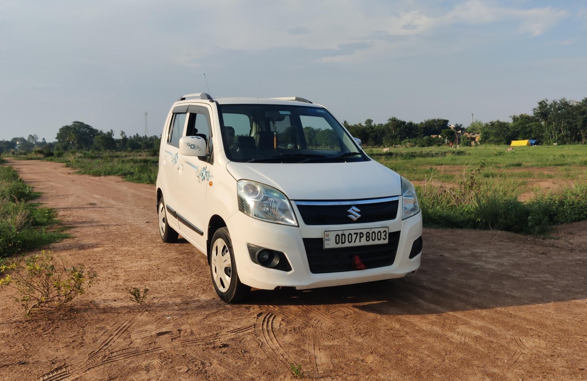 2016 मारुति सुजुकी वैगन आर VXI 1.0 BS IV 2016 मारुति सुजुकी वैगन आर VXI 1.0 BS IV