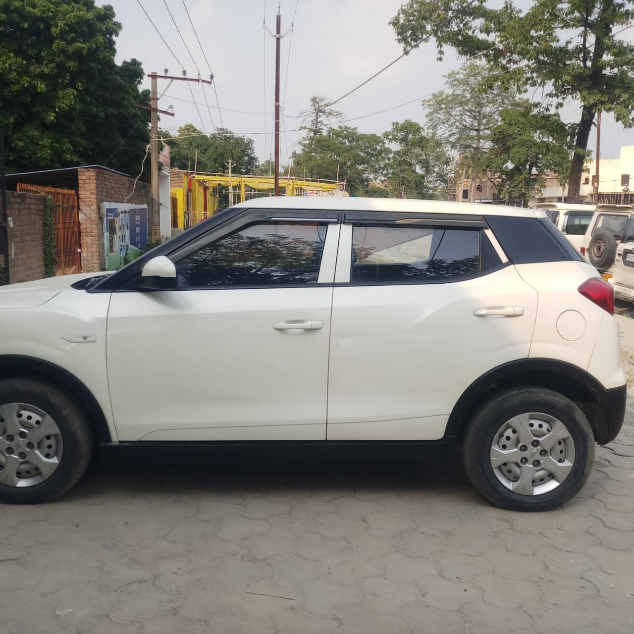 Used 2022 Mahindra XUV300 Used 2022 Mahindra XUV300