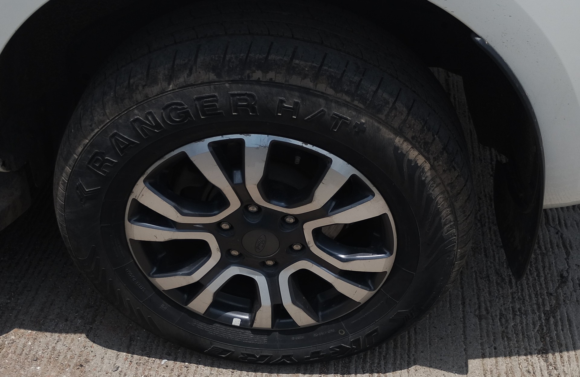 Used 2020 Ford Endeavour Used 2020 Ford Endeavour