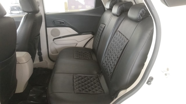 View Mahindra XUV300 Image 13 Used Mahindra XUV300 Image 13