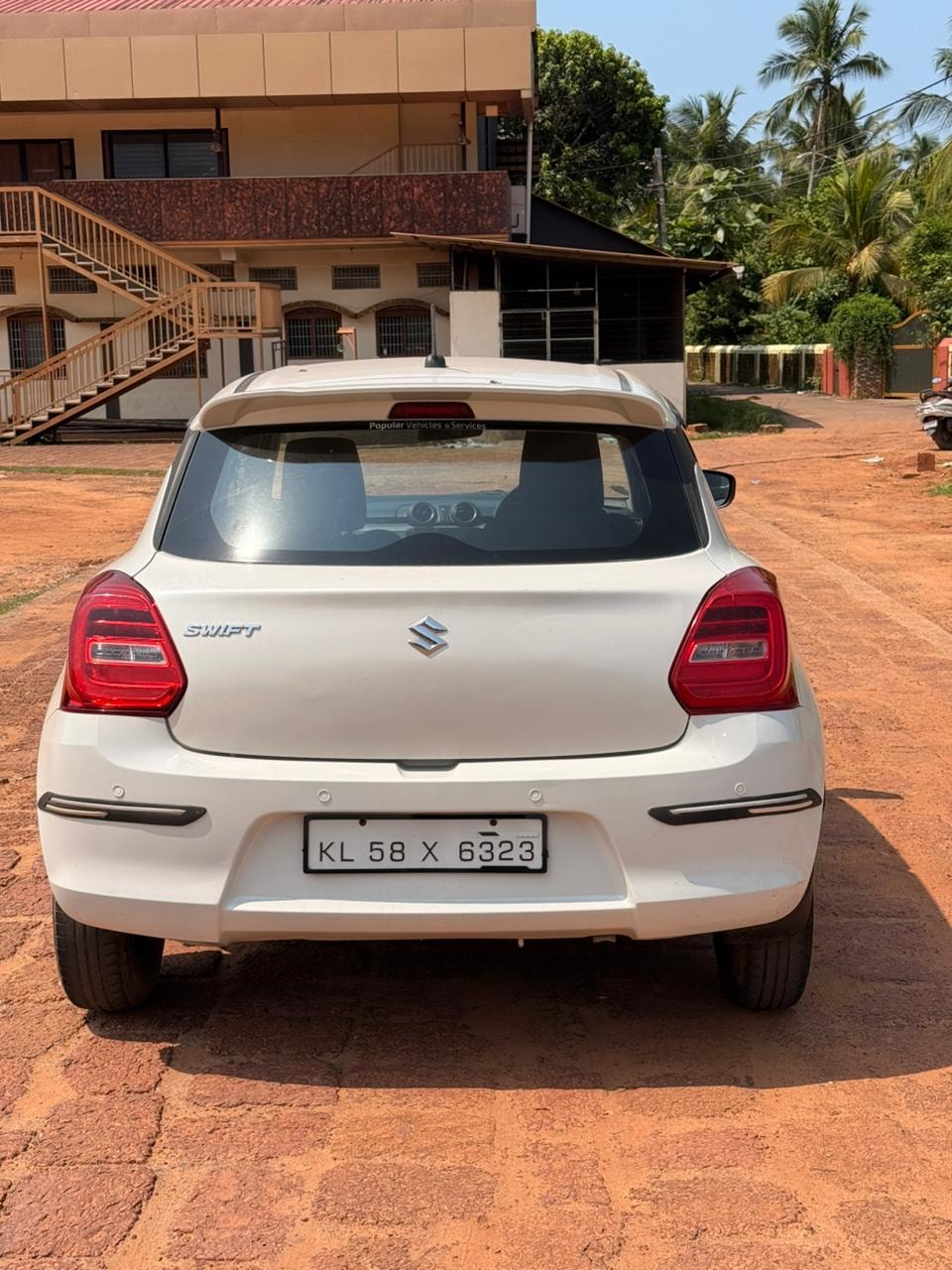 View 2018 Maruti Suzuki Swift VXI BS IV Image 2 Used 2018 Maruti Suzuki Swift VXI BS IV Image 2