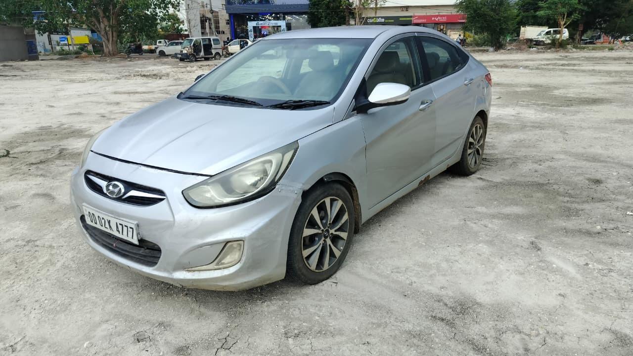 2013 ह्युंडई फ्लयूडिक वरना 1.6 CRDI SX 2013 ह्युंडई फ्लयूडिक वरना 1.6 CRDI SX