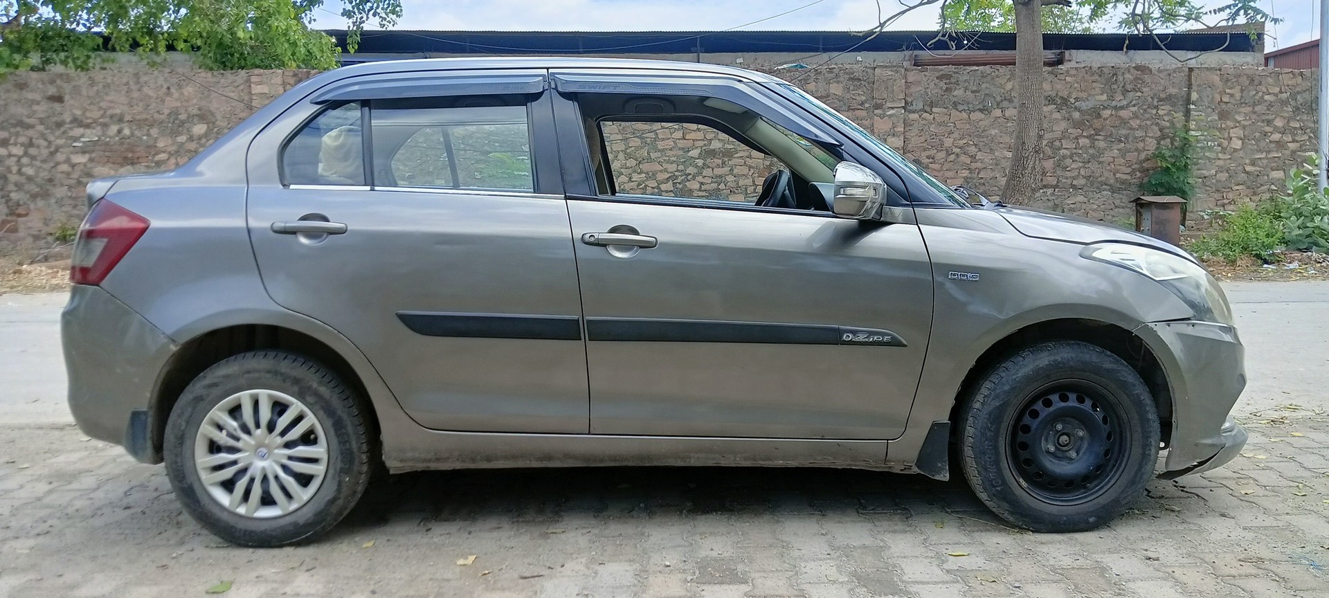 Used 2015 Maruti Suzuki Swift DZire Used 2015 Maruti Suzuki Swift DZire