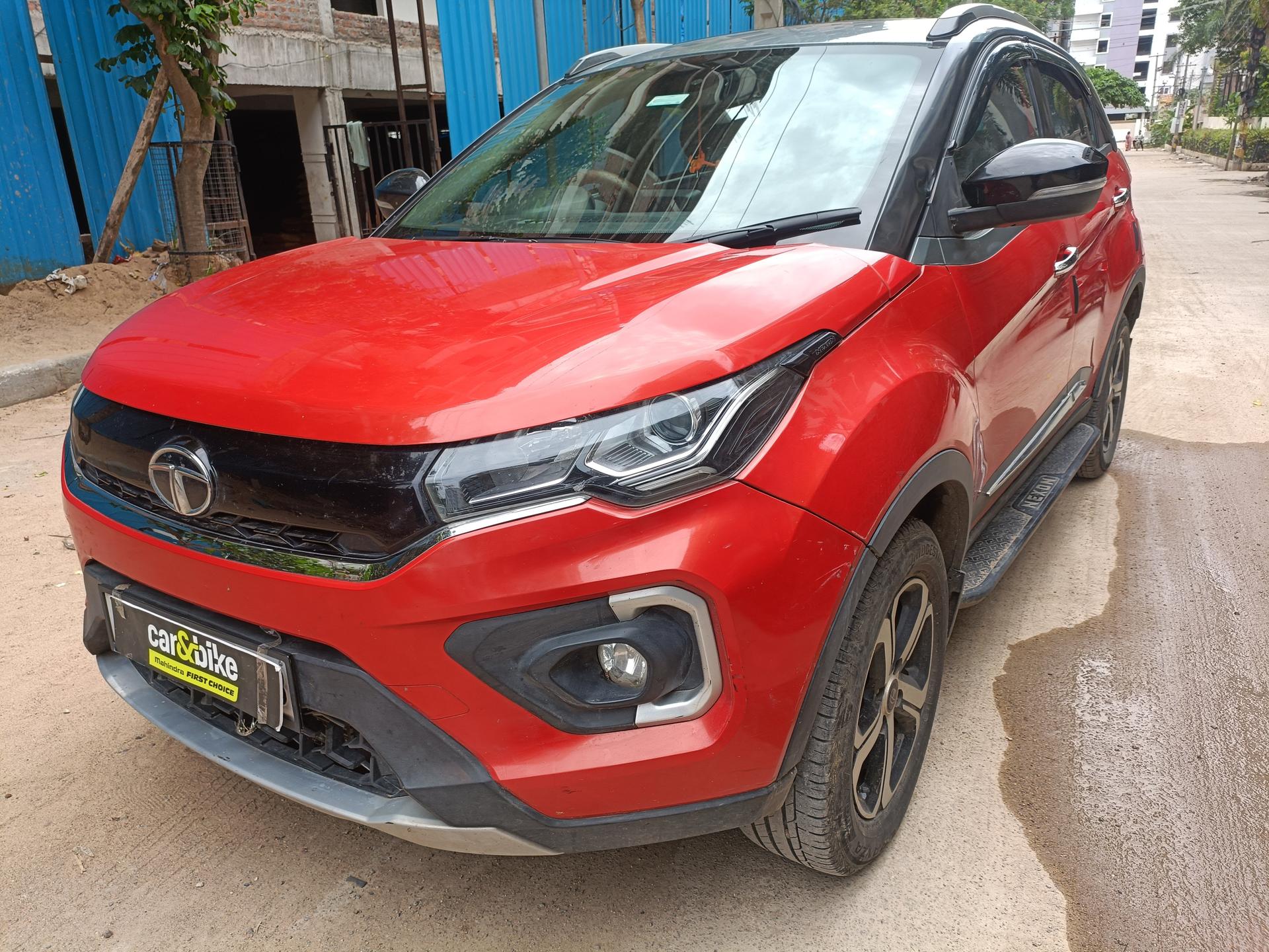 2021 टाटा नेक्सन Revotron XZ Plus (S) 2021 टाटा नेक्सन Revotron XZ Plus (S)