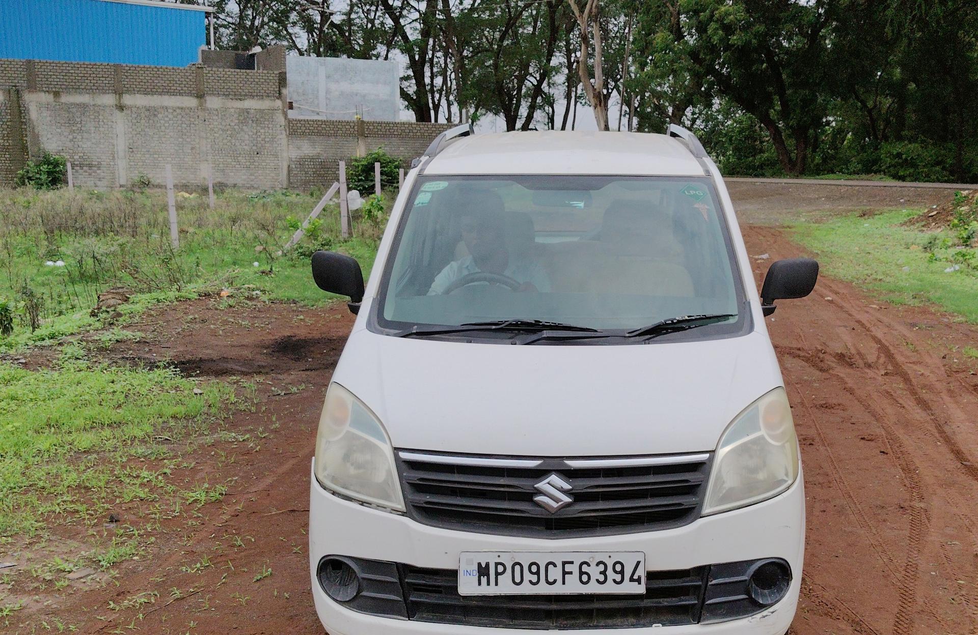 2012 मारुति सुजुकी वैगन आर LXI 1.0 BS IV 2012 मारुति सुजुकी वैगन आर LXI 1.0 BS IV