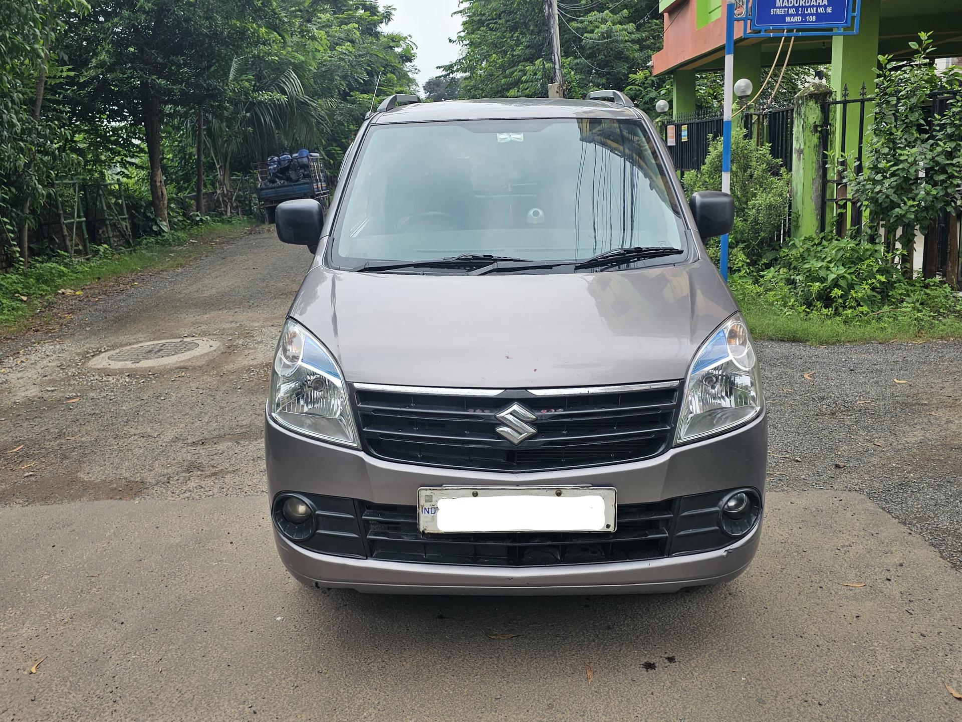 2012 मारुति सुजुकी वैगन आर VXI 1.0 BS IV 2012 मारुति सुजुकी वैगन आर VXI 1.0 BS IV