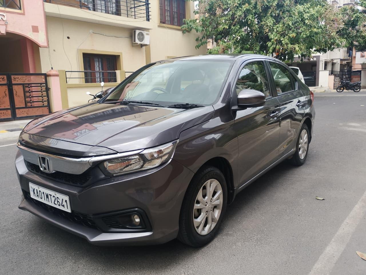 2019 होंडा अमेज़ 1.2 V AT i-VTEC 2019 होंडा अमेज़ 1.2 V AT i-VTEC