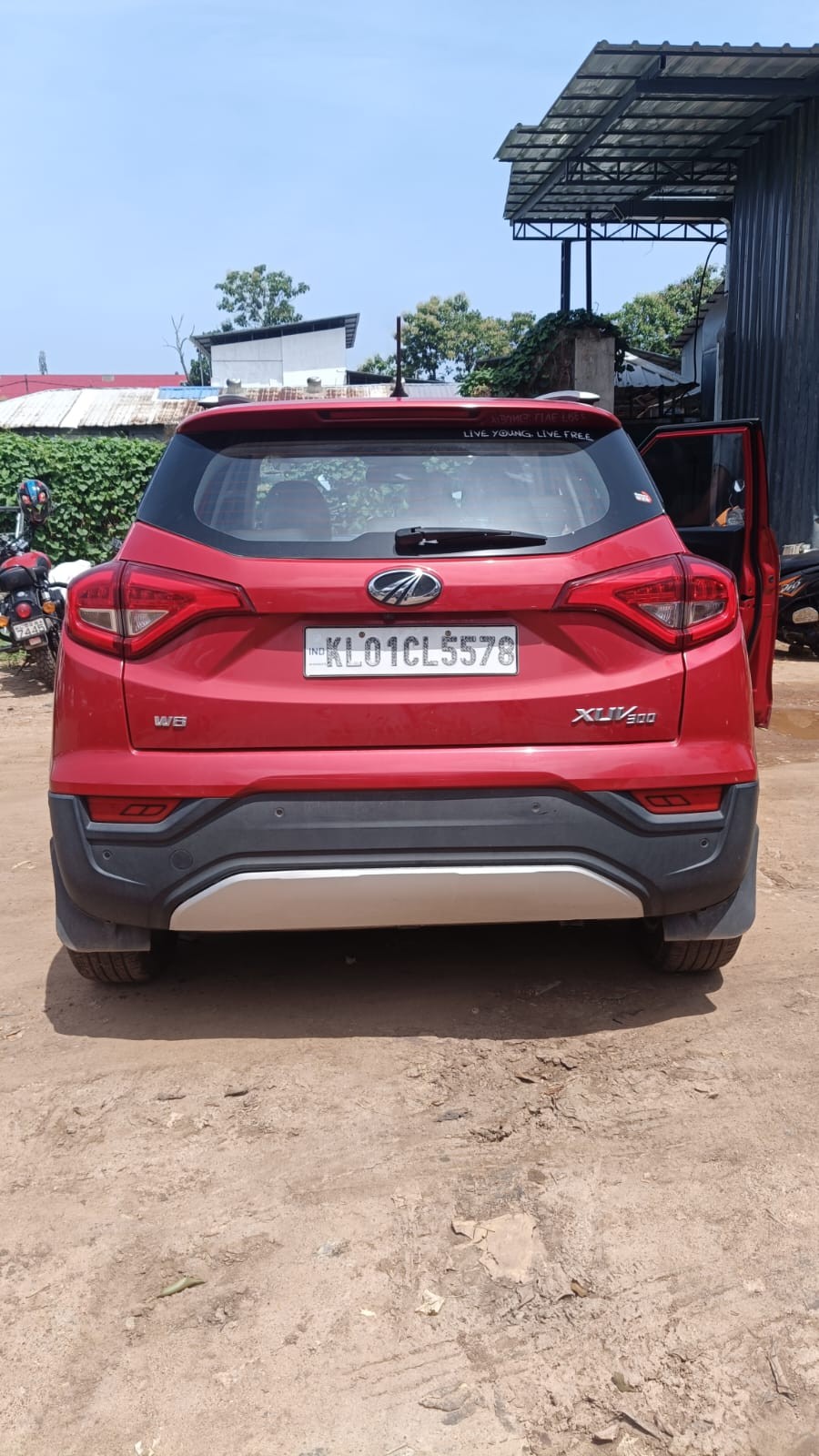 Used 2019 Mahindra XUV300 Used 2019 Mahindra XUV300