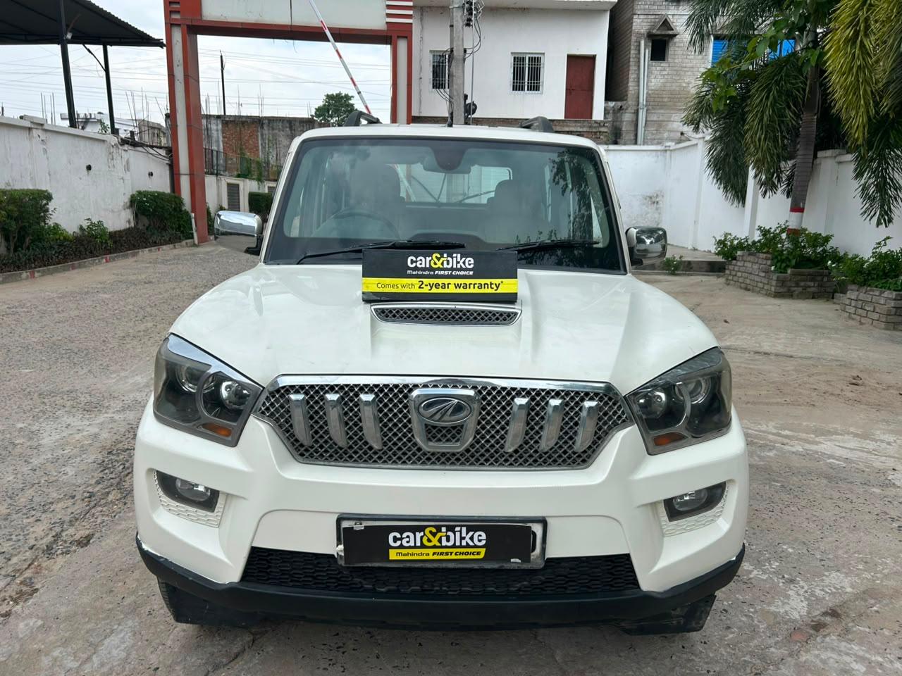 2014 महिंद्रा स्कॉर्पियो S10 4WD 2014 महिंद्रा स्कॉर्पियो S10 4WD
