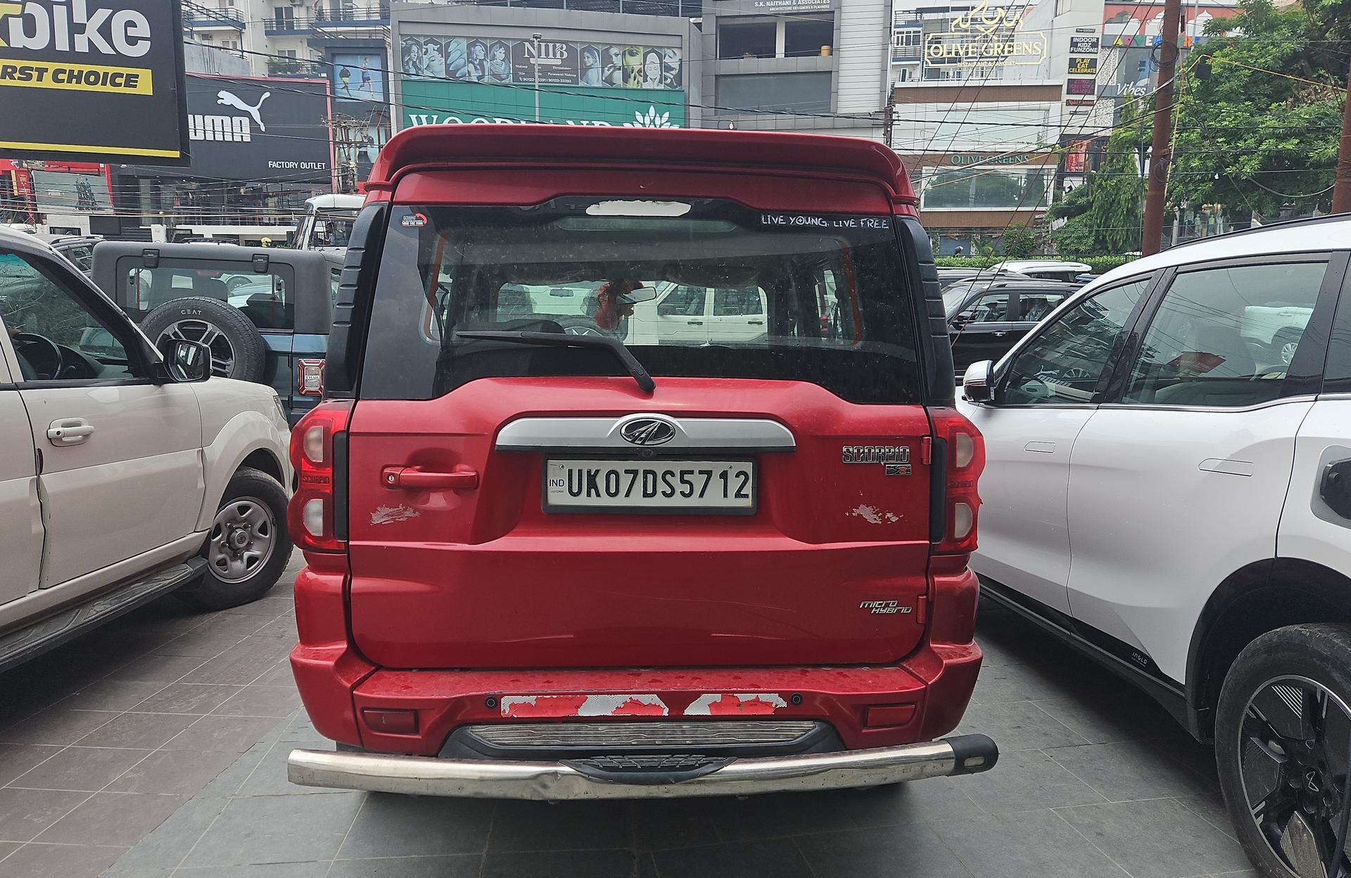 2019 महिंद्रा स्कॉर्पियो S9 2WD 7 STR BS IV 2019 महिंद्रा स्कॉर्पियो S9 2WD 7 STR BS IV