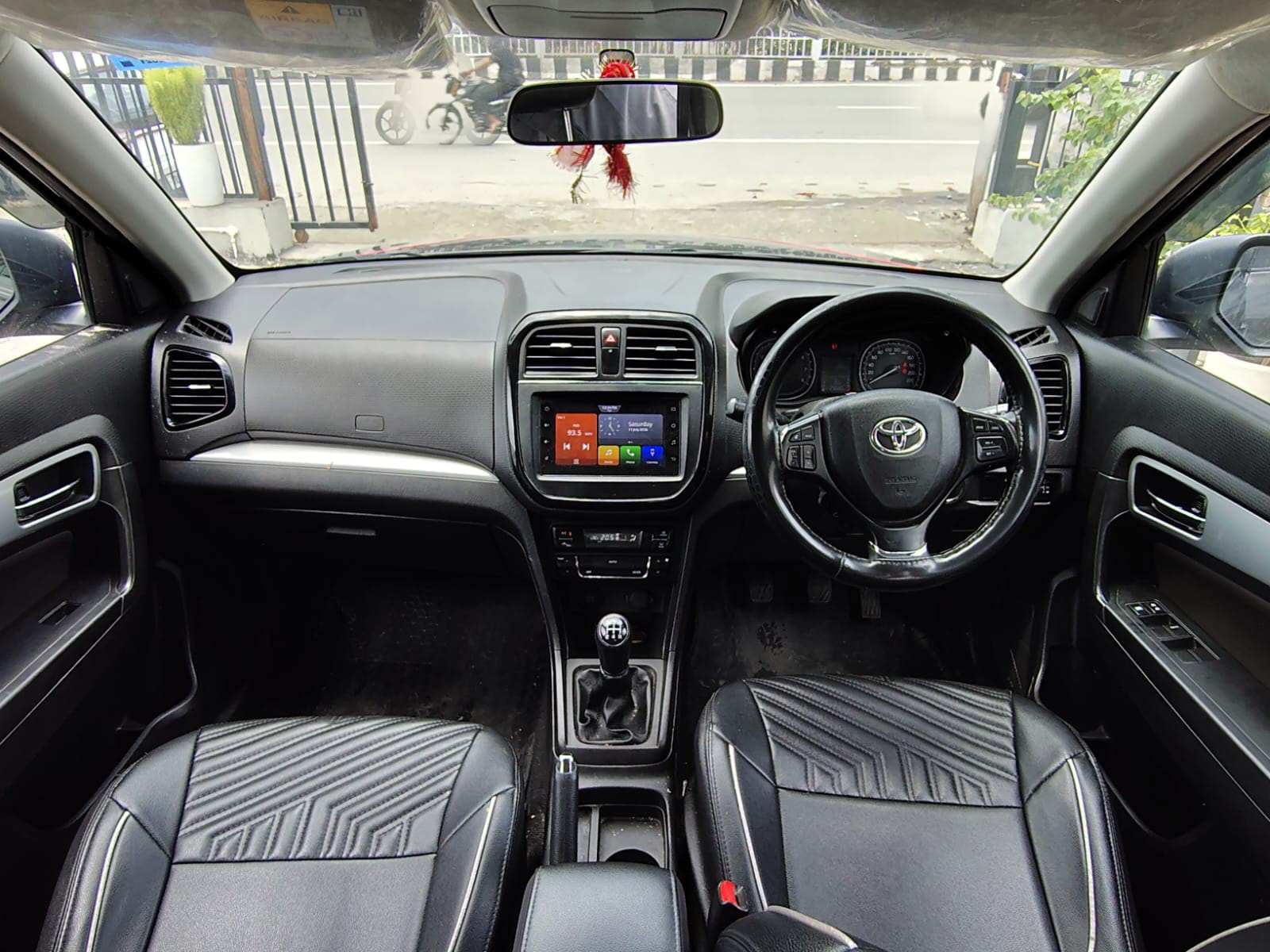 View 2021 Toyota Urban Cruiser High MT Image 9 Used 2021 Toyota Urban Cruiser High MT Image 9