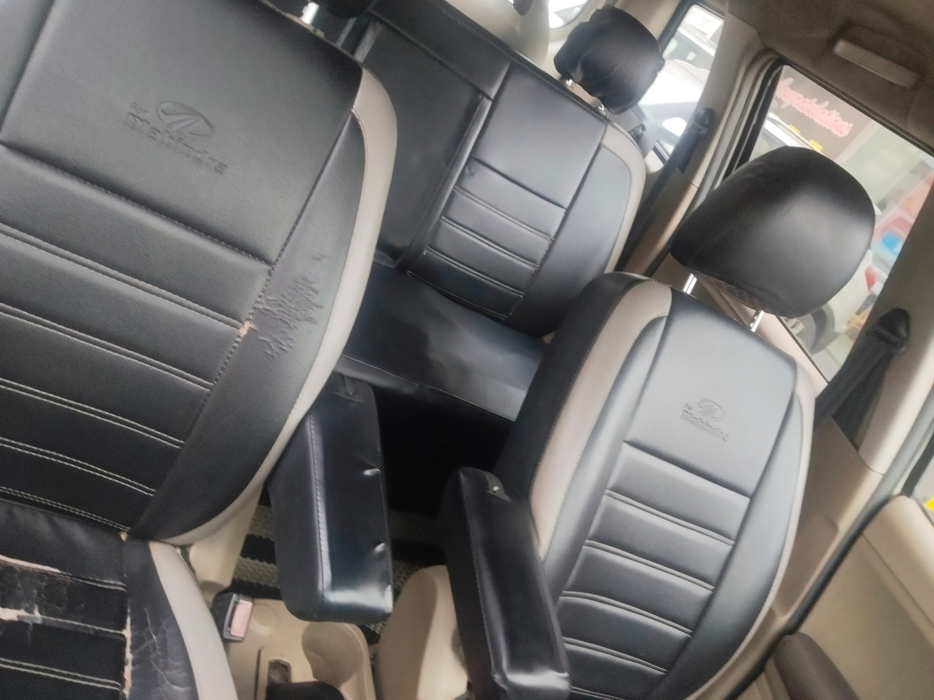 Used 2019 Mahindra TUV300 Used 2019 Mahindra TUV300