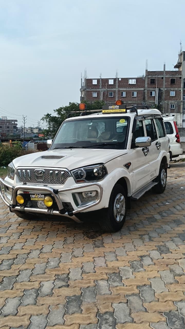 2016 महिंद्रा स्कॉर्पियो S2 2WD 2016 महिंद्रा स्कॉर्पियो S2 2WD