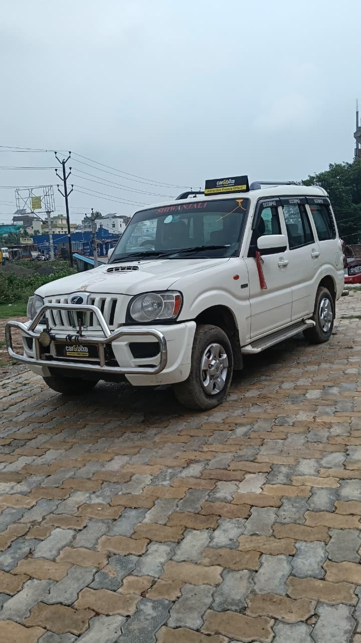 2013 महिंद्रा स्कॉर्पियो S4 Plus 4WD 1.99 Litre 2013 महिंद्रा स्कॉर्पियो S4 Plus 4WD 1.99 Litre