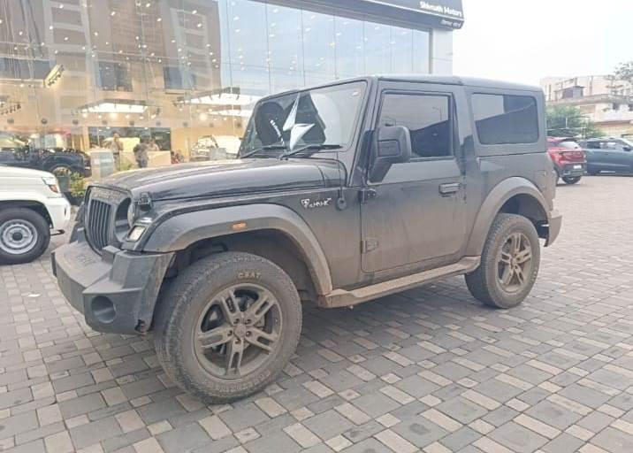 2023 महिंद्रा थार LX Manual 4 Seater Hard Top Diesel 2023 महिंद्रा थार LX Manual 4 Seater Hard Top Diesel